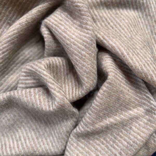 Luxury Pashmina Yak Scarf - Image 4