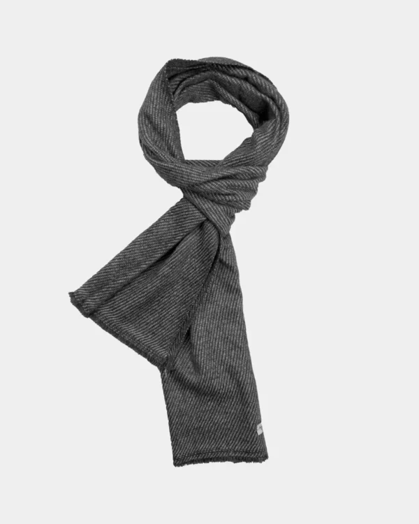 Shadow la pass scarf
