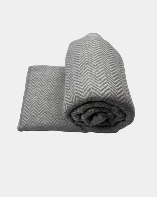 Morning Fog Blanket - Raagari