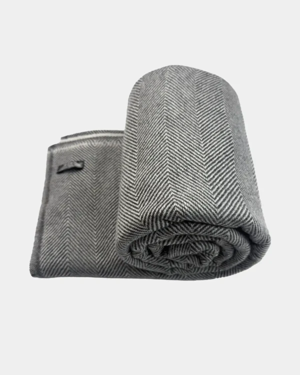 stone line blanket - raagari